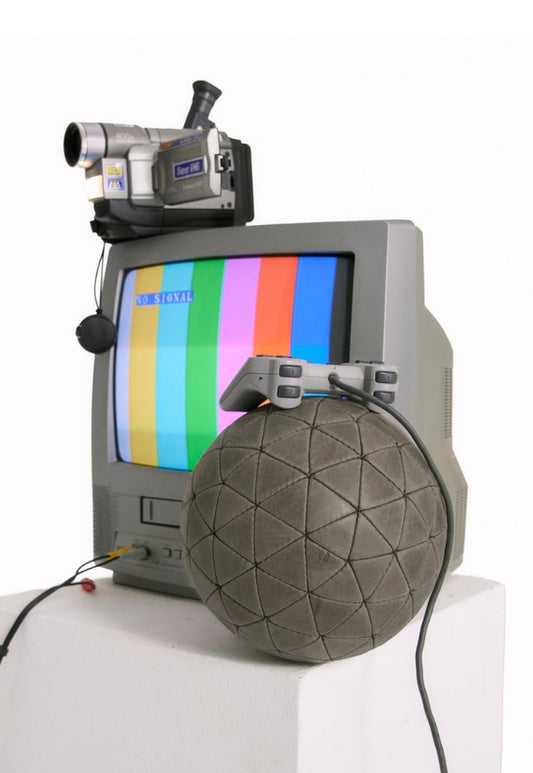 32 Bit Mesh football