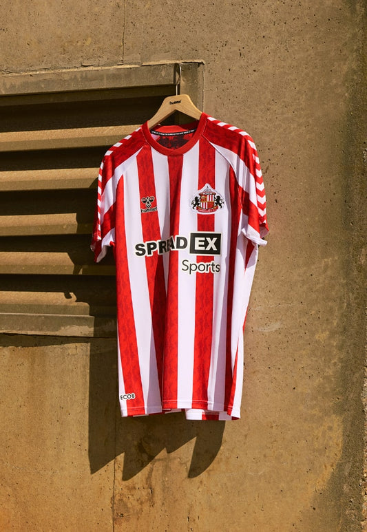 Sunderland's Iconic Reunion with hummel: Celebrating 30 Years with Shipyard Swagger