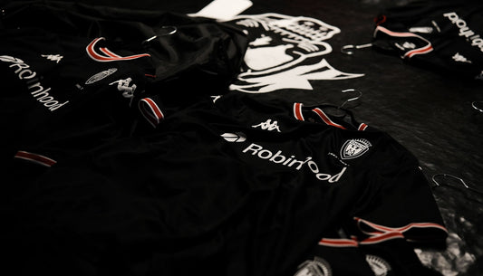 OGC Nice's Populaire Sud: Four Decades of Ultra Passion, Stitched into a Statement.