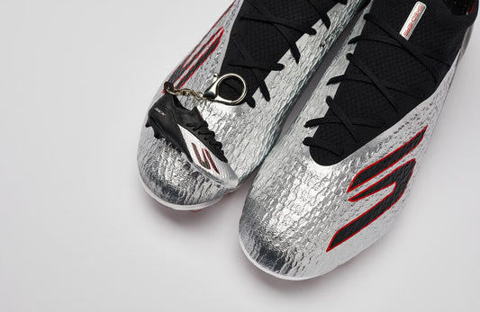 Skechers SKX_02 Chrome: Glare, Glitter, Game-Changer.