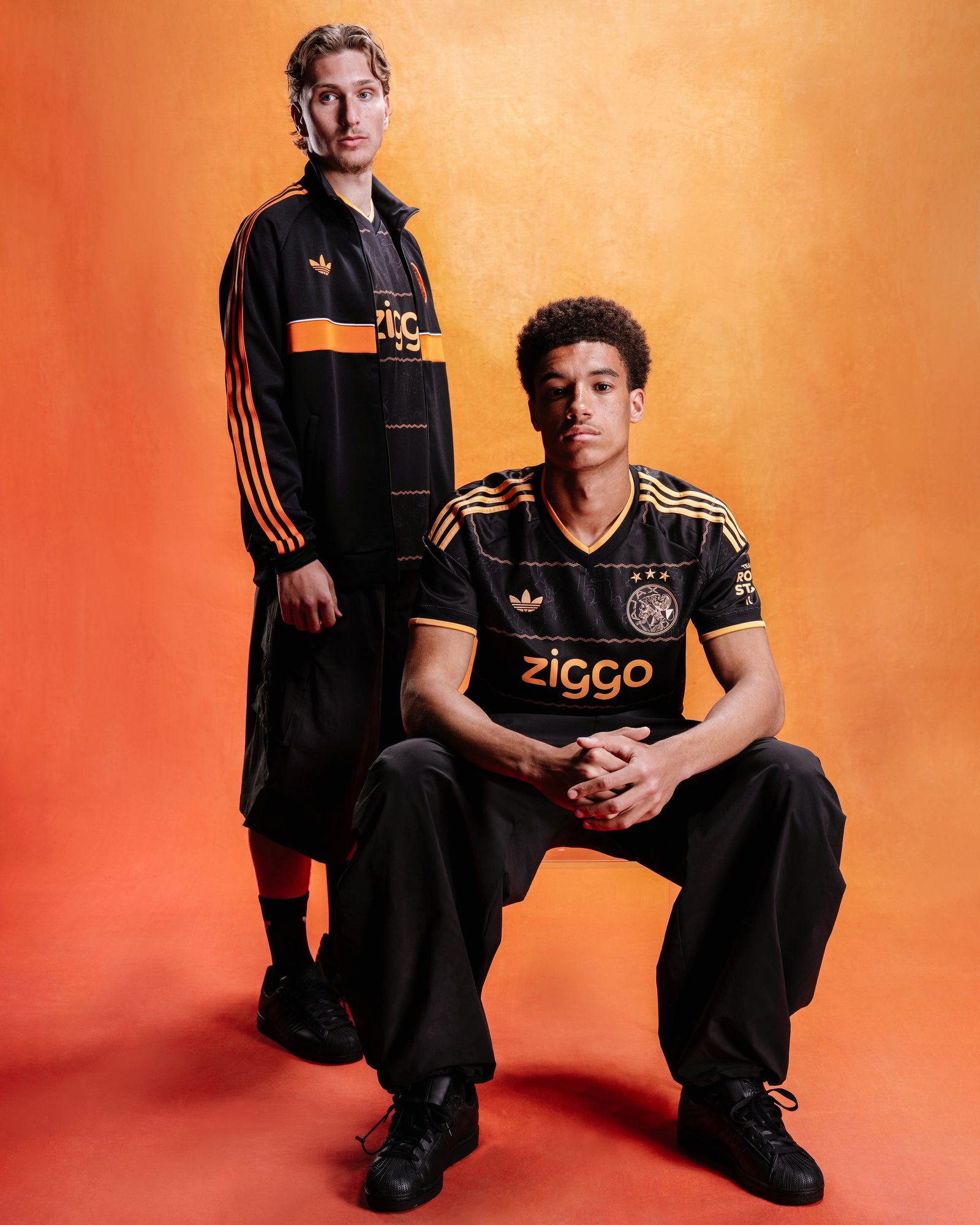 Ajax y adidas Revelan la Nueva Equipación de Visitante 2026/27: Un Tributo a la Grandeza Histórica del Club