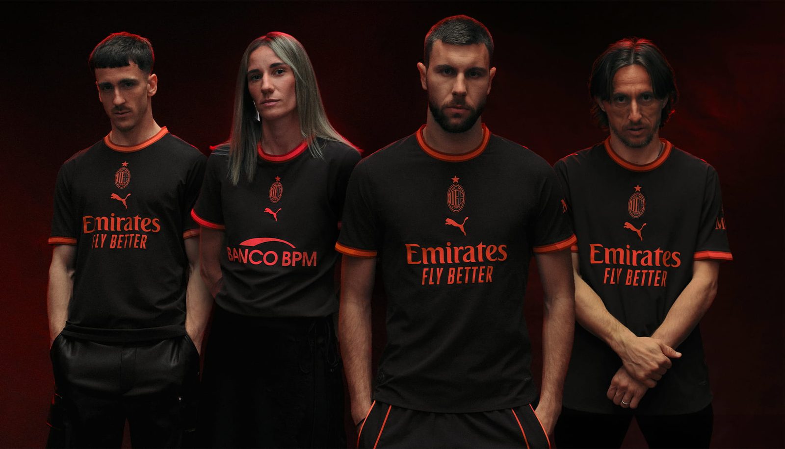 AC Milan y PUMA Presentan su Camiseta Alternativa 26/27 en Tonos Oscuros